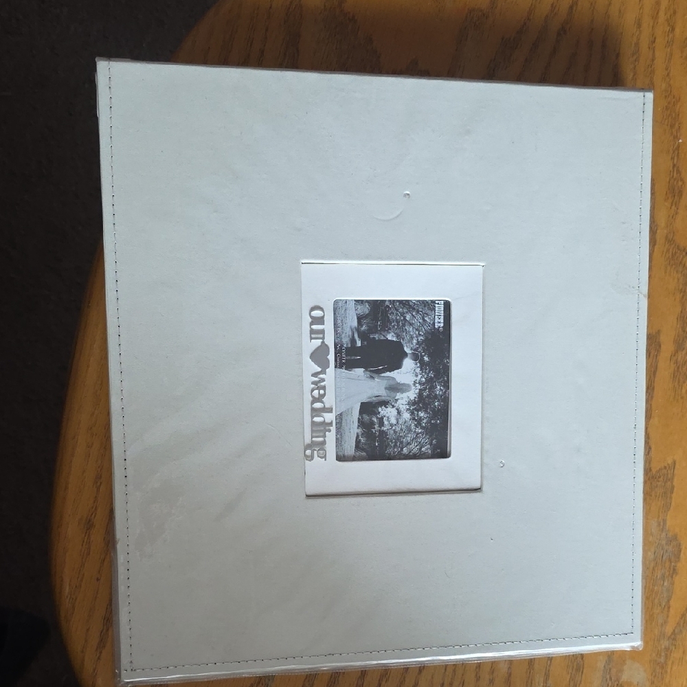 PIONEER Black and White Memory Book